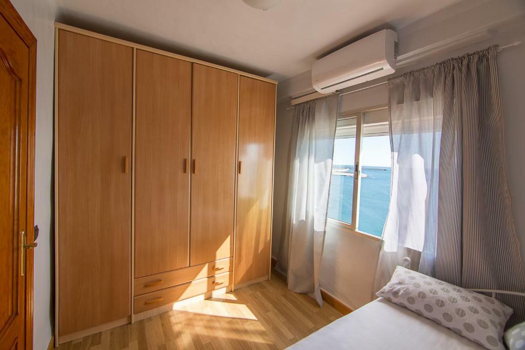 Piso Primera Linea De Playa Apartment Malaga Ngoại thất bức ảnh